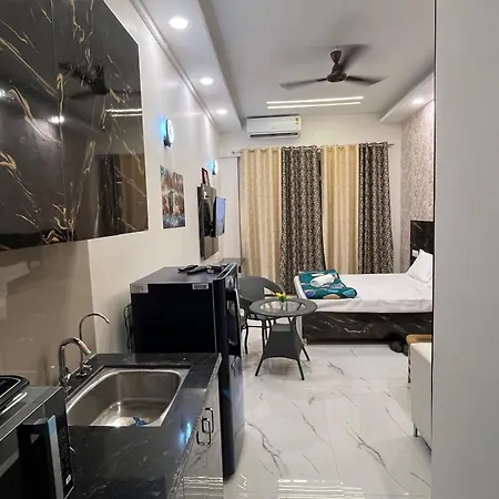 Royal Orbit Studio Ghaziabad Exterior photo